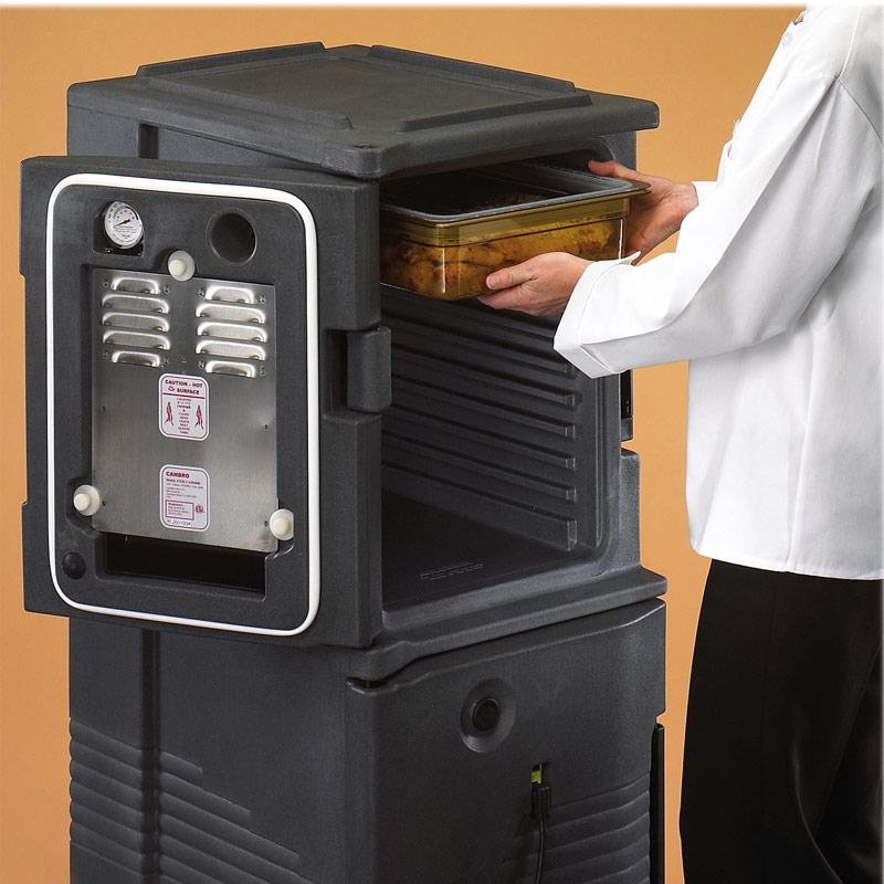 UPC800/UPC1200/UPC1600 美國(guó)CAMBRO 保溫車(chē)場(chǎng)景1